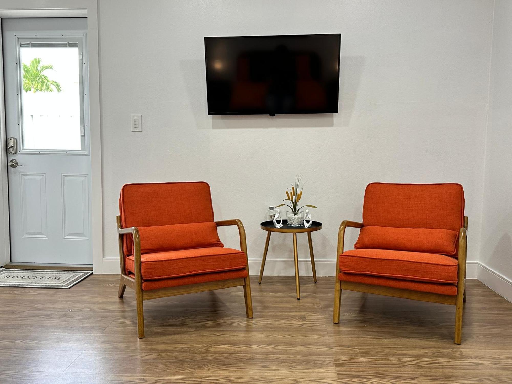 Cozy And Centric Apartment Cape Coral Exterior foto